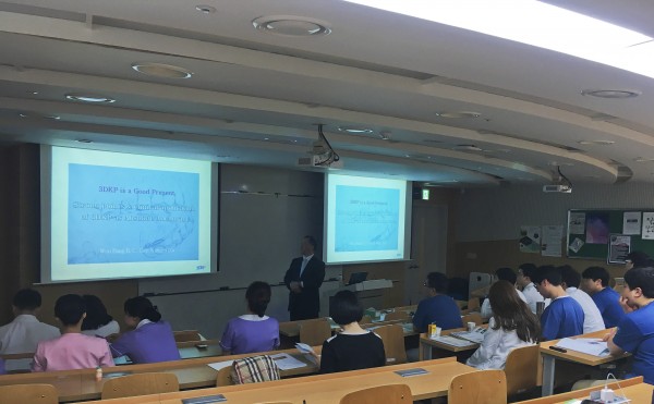 63cca2cd2f64bb396110faefcd12f20e_1491984